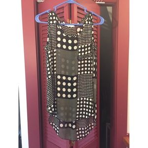 Tank top blouse 🌚